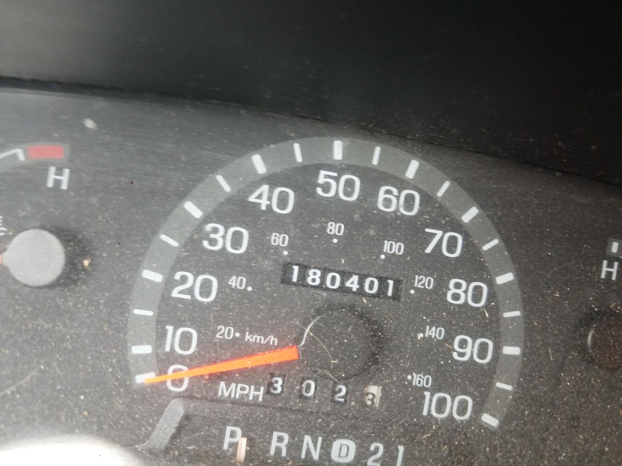Photo 8 from auction – 1998 FORD E150 with VIN 1FMRE1164WHC19213