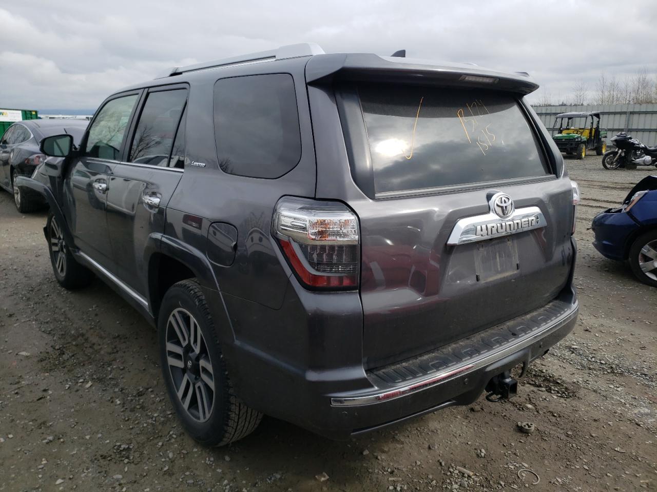 Photo 3 from auction – 2017 TOYOTA 4RUNNER SR with VIN JTEBU5JR3H5412611