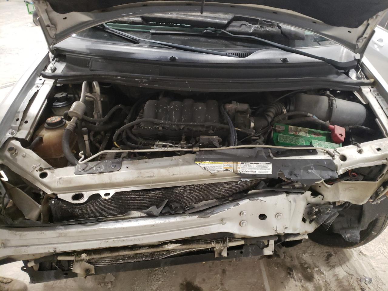 Photo 7 from auction – 2000 FORD WINDSTAR L with VIN 2FMZA5147YBB84281