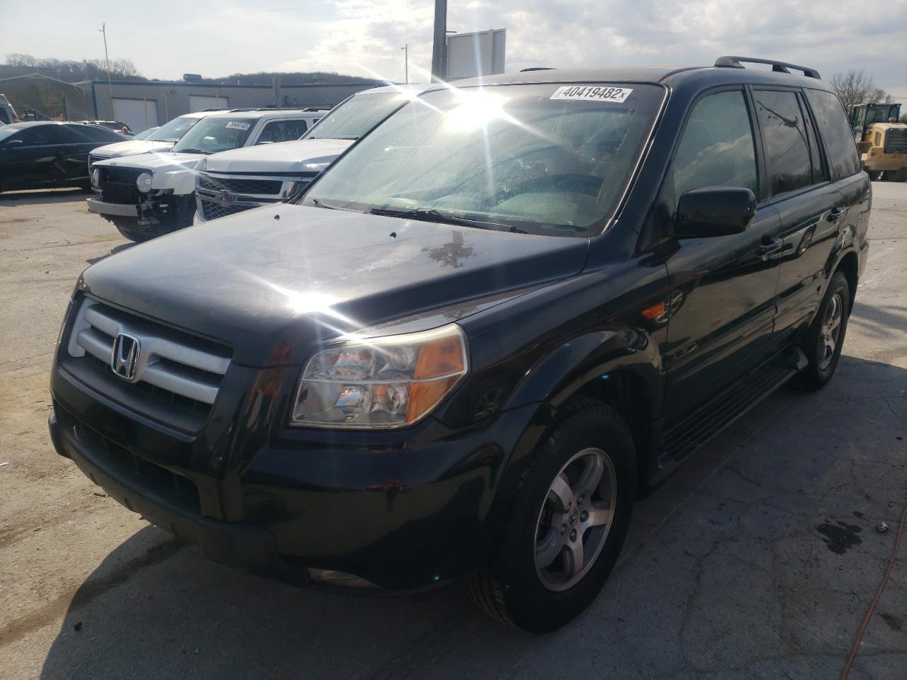 Photo 2 from auction – 2006 HONDA PILOT EX with VIN 5FNYF28476B028926