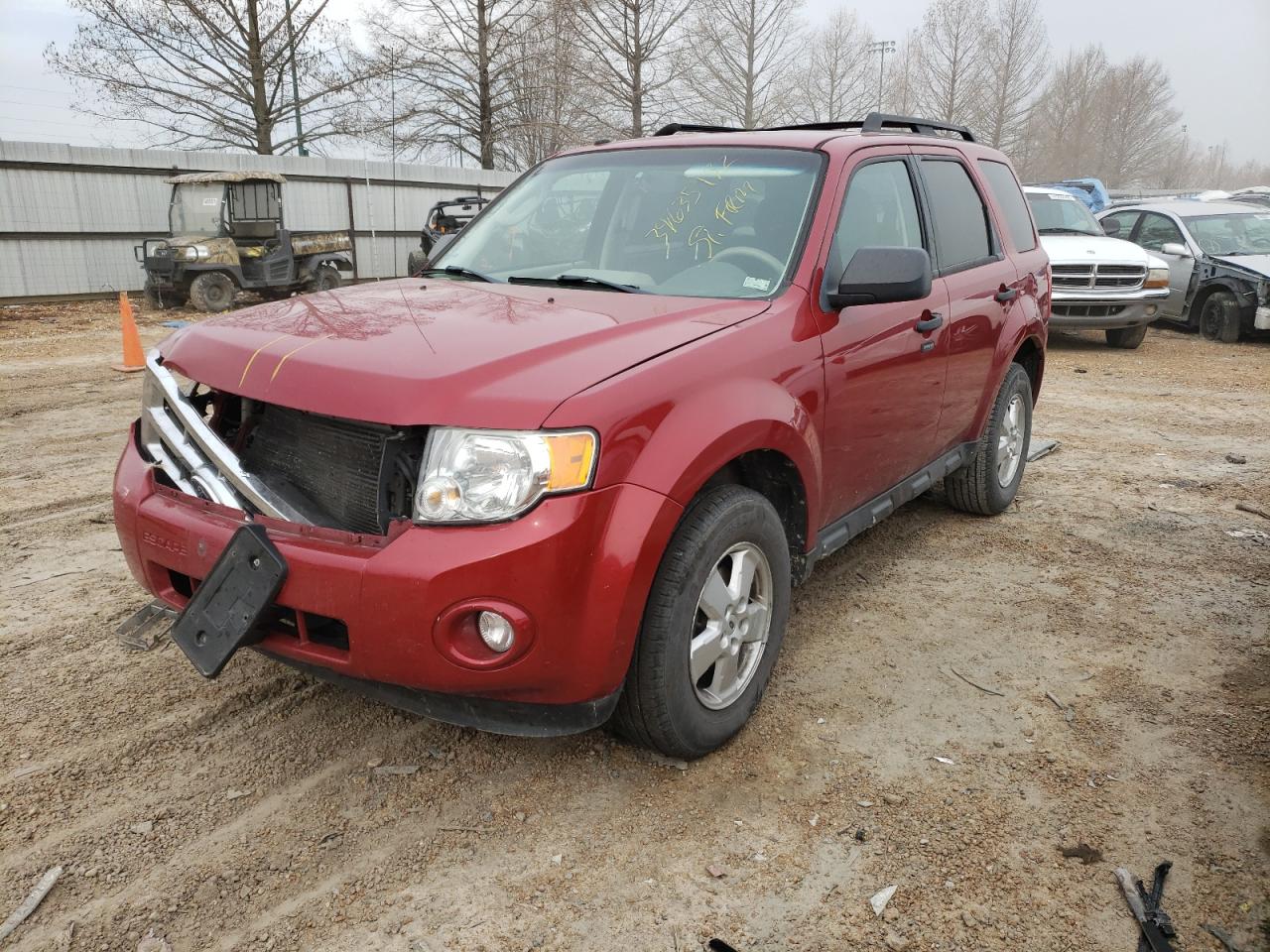 Photo 2 from auction – 2010 FORD ESCAPE XLT with VIN 1FMCU0D79AKA87410