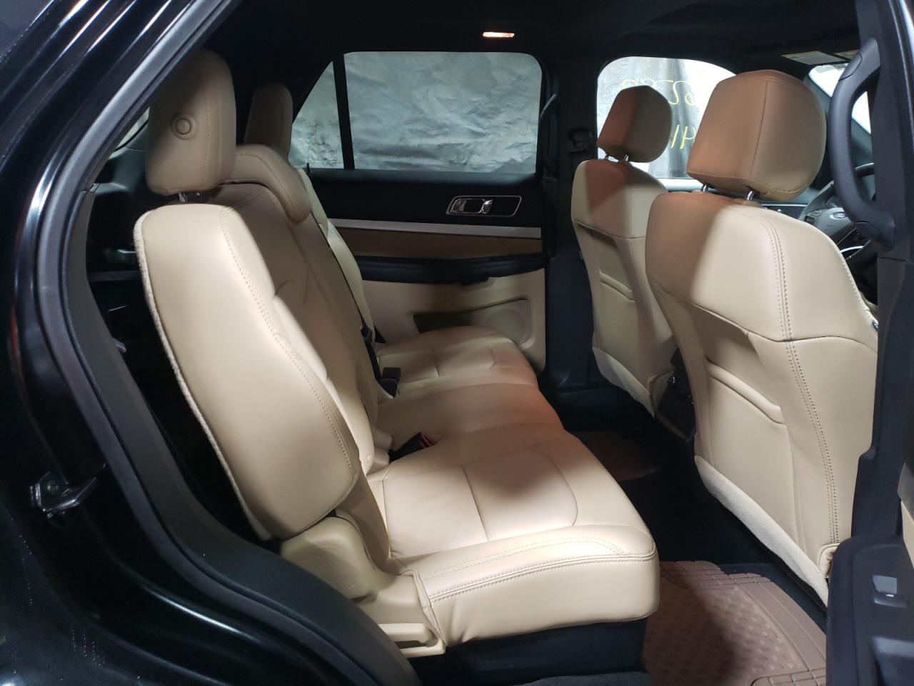 Photo 6 from auction – 2017 FORD EXPLORER X with VIN 1FM5K8D80HGD81216