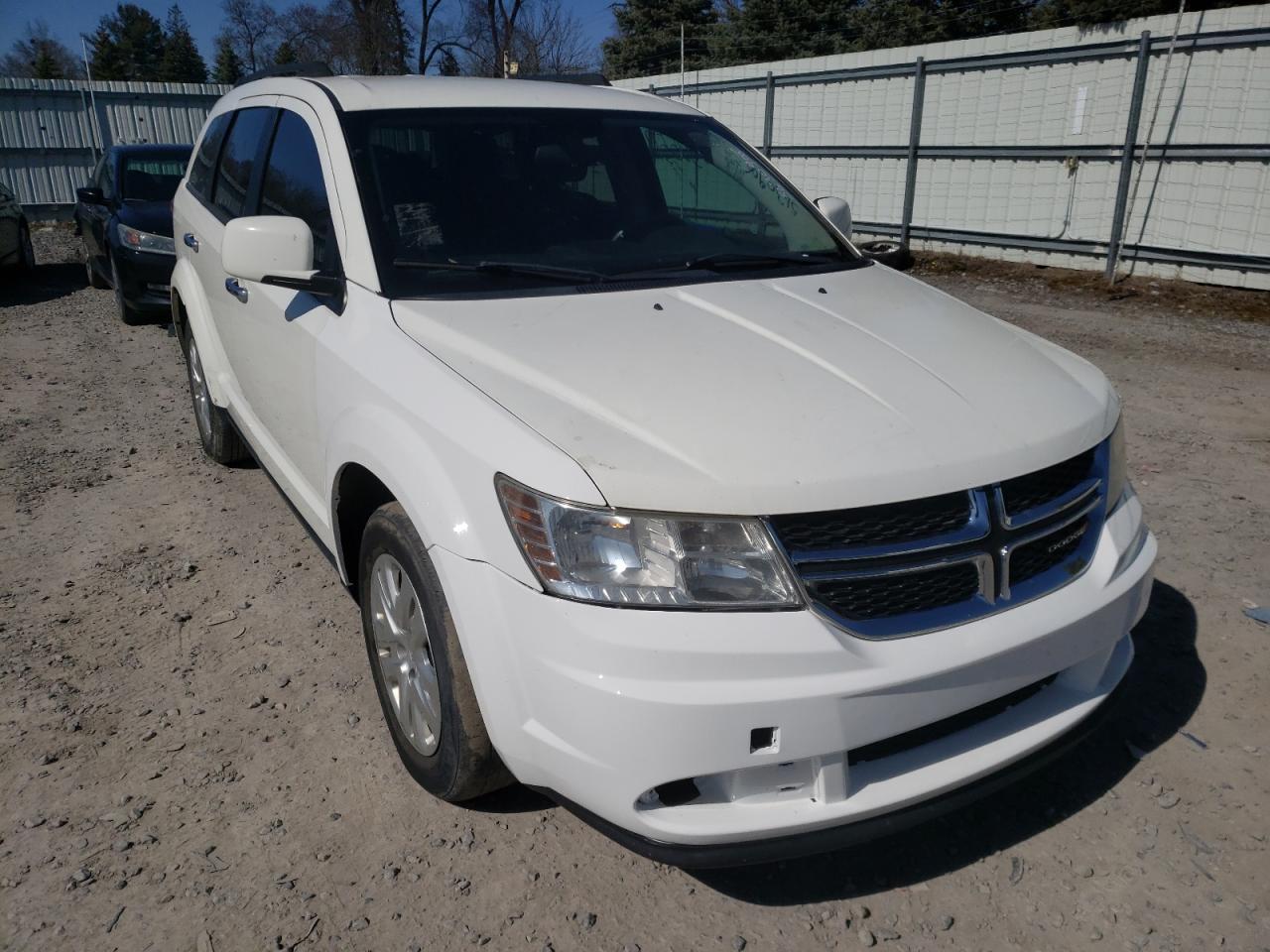 DODGE JOURNEY SX 2015 with VIN 3C4PDCBG0FT628375 - Photo from auction