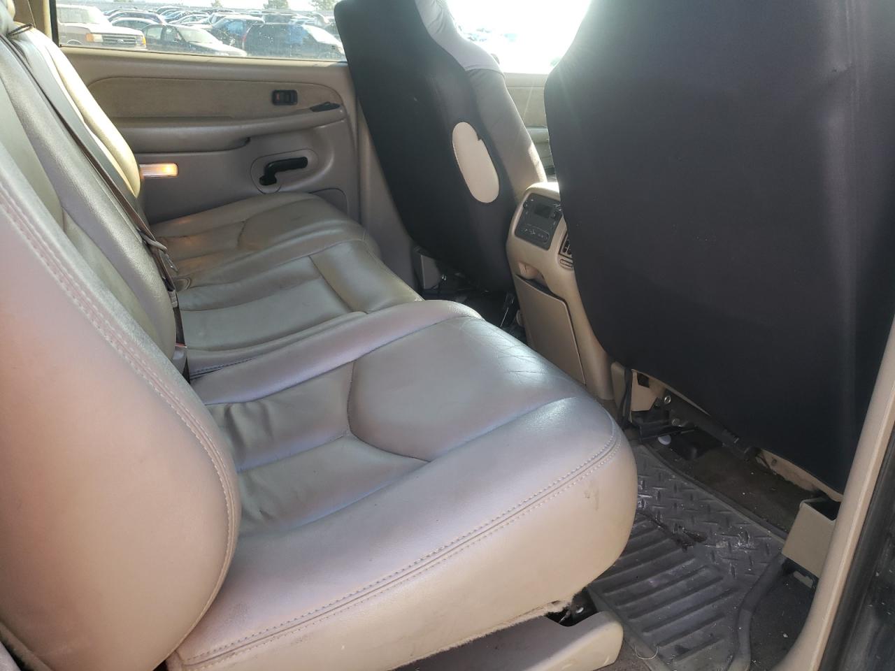 Photo 6 from auction – 2003 CHEVROLET SILVERADO with VIN 1GCGK13U33F125203