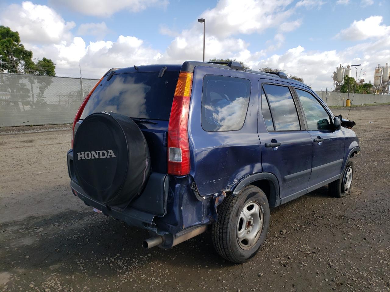 Photo 4 from auction – 2003 HONDA CR-V LX with VIN JHLRD684X3C007341