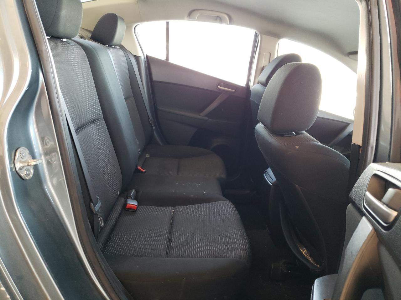 Photo 6 from auction – 2013 MAZDA 3 I with VIN JM1BL1TF2D1756094