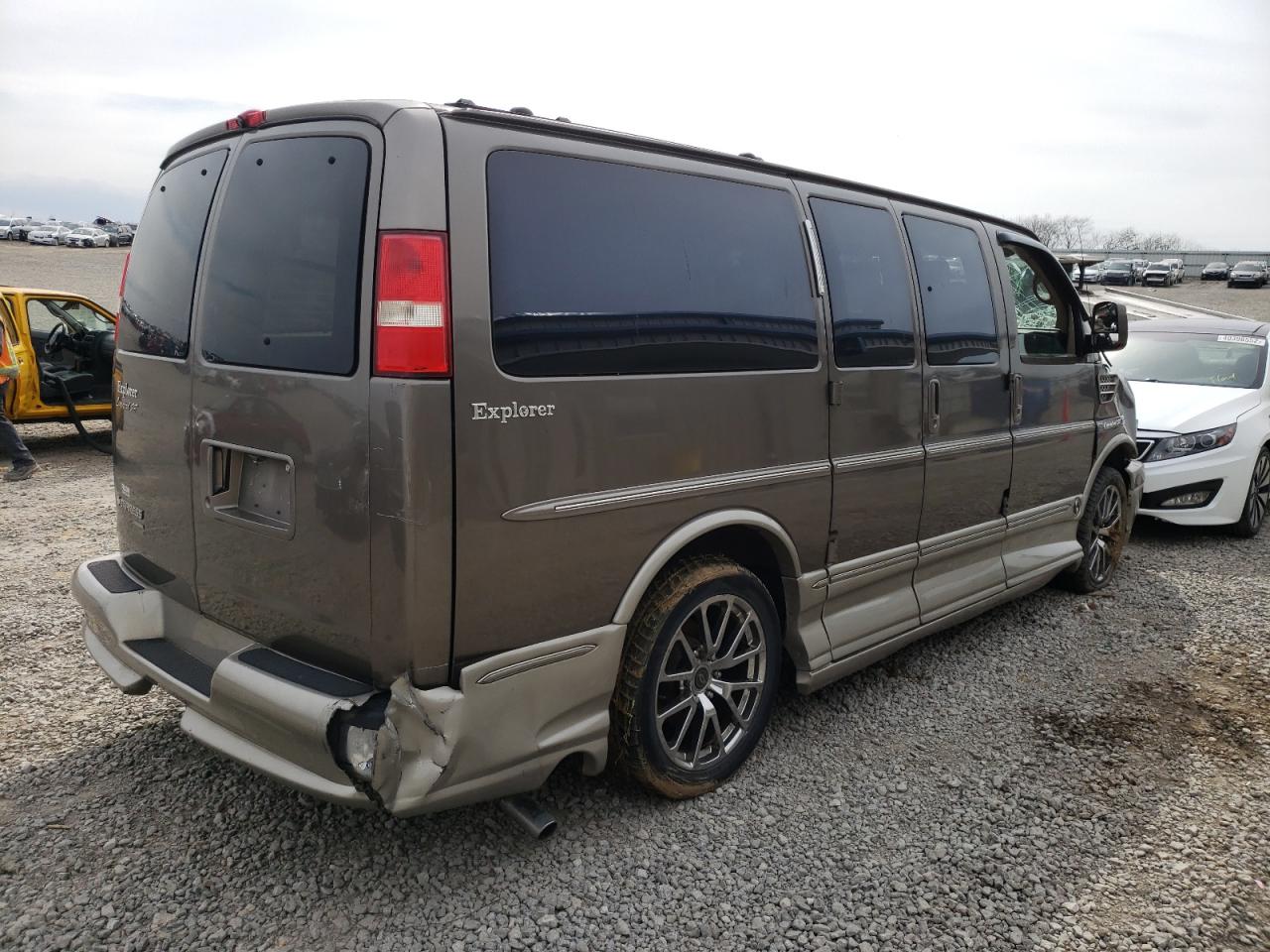 Photo 4 from auction – 2012 CHEVROLET EXPRESS G1 with VIN 1GBSGDC4XC1128582
