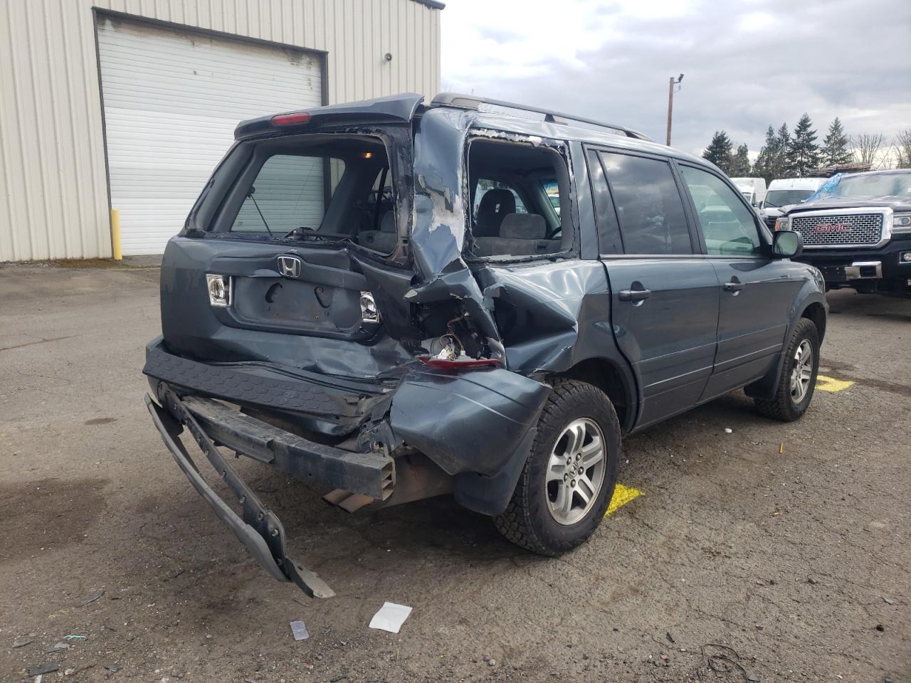 Photo 4 from auction – 2004 HONDA PILOT EX with VIN 2HKYF18474H500177
