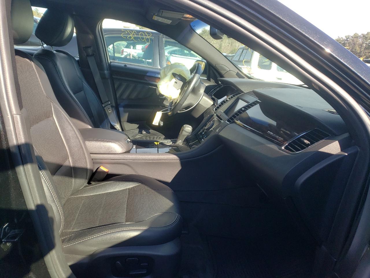 Фото 5 с аукциона – 2013 FORD TAURUS LIM с VIN 1FAHP2J82DG200623