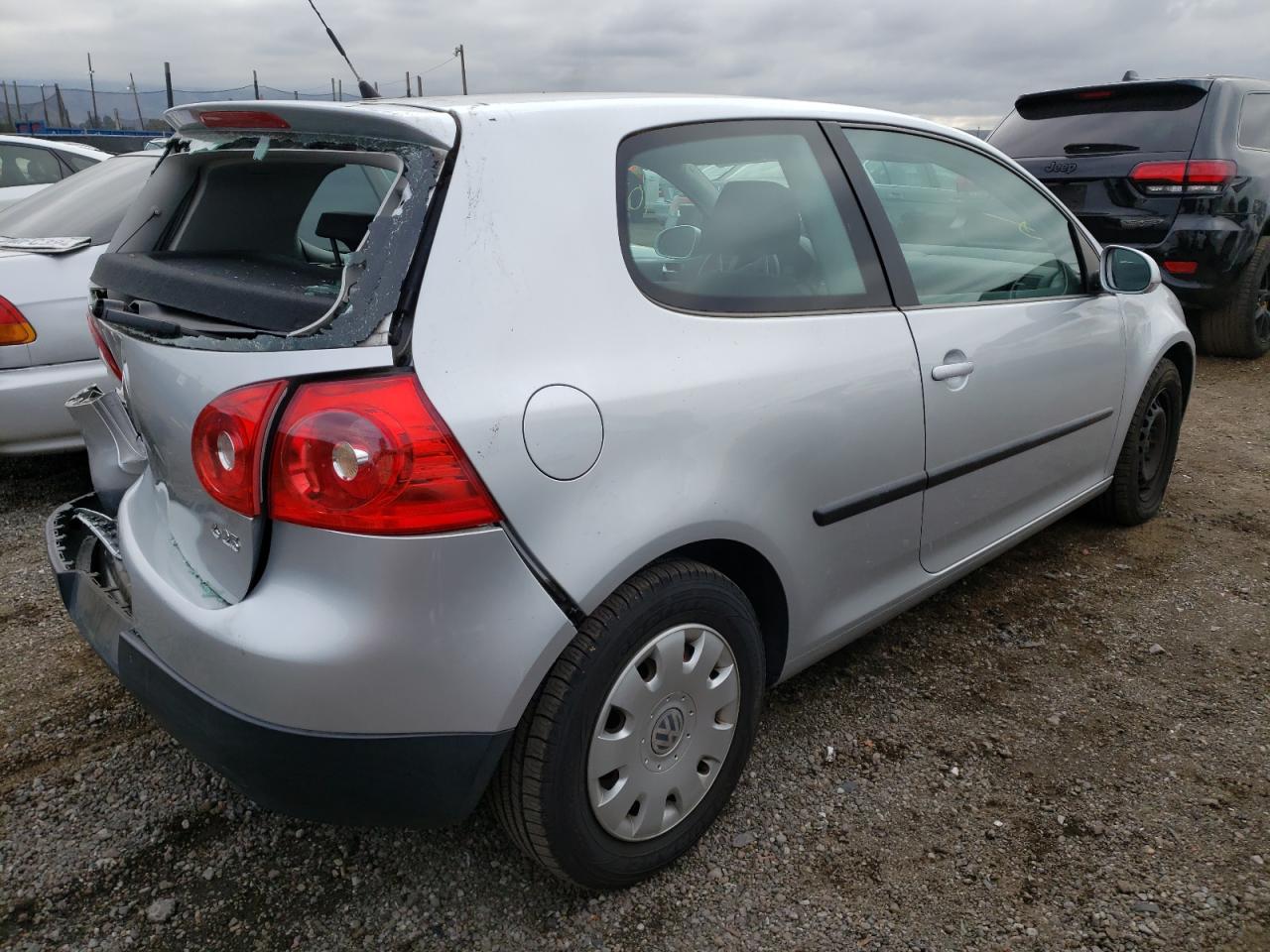 Photo 4 from auction – 2007 VOLKSWAGEN RABBIT with VIN WVWAS71K57W082290