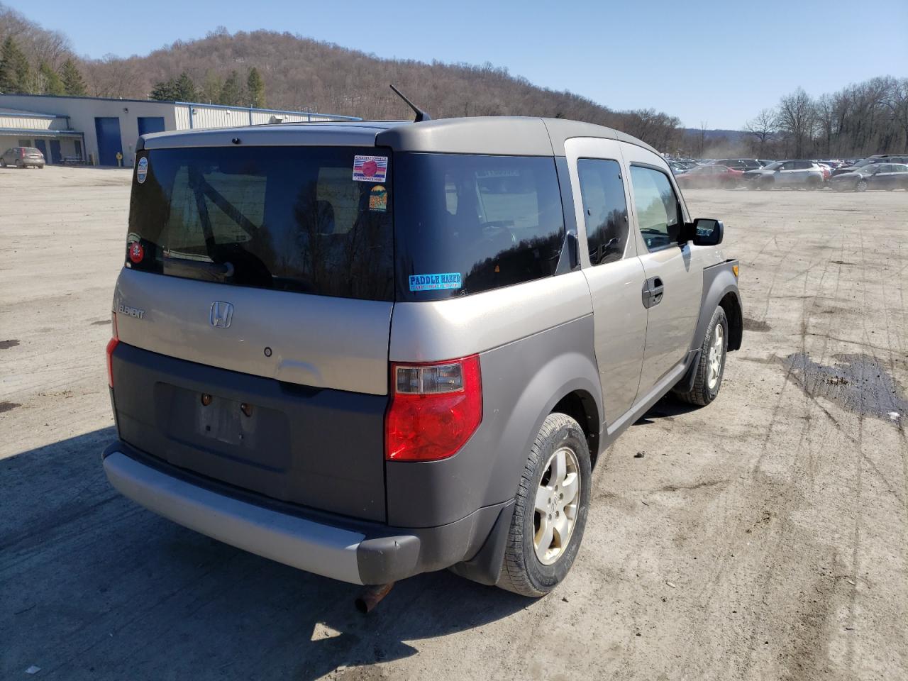 Photo 4 from auction – 2004 HONDA ELEMENT EX with VIN 5J6YH28524L030929
