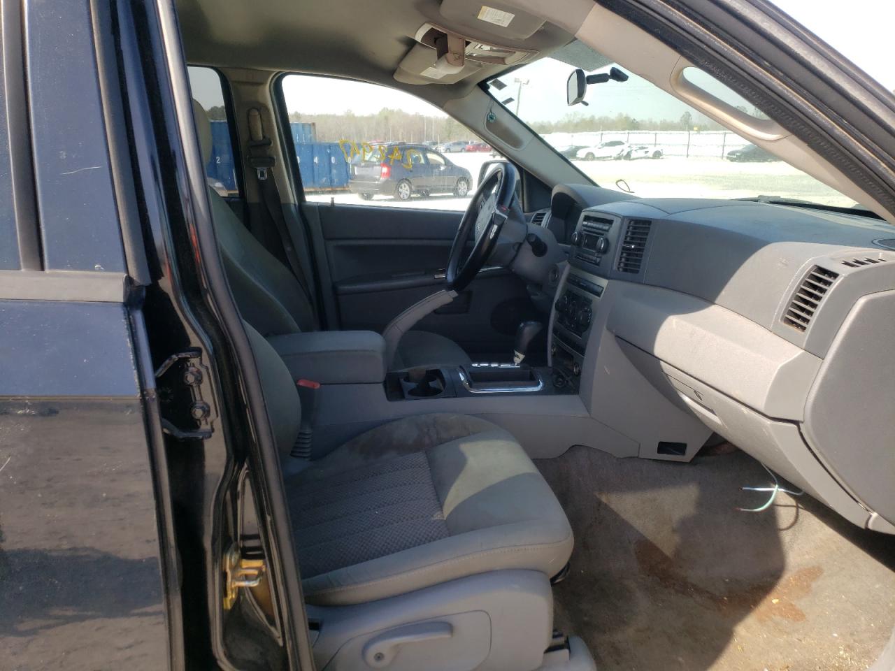 Photo 5 from auction – 2006 JEEP GRAND CHER with VIN 1J4GS48K36C194854