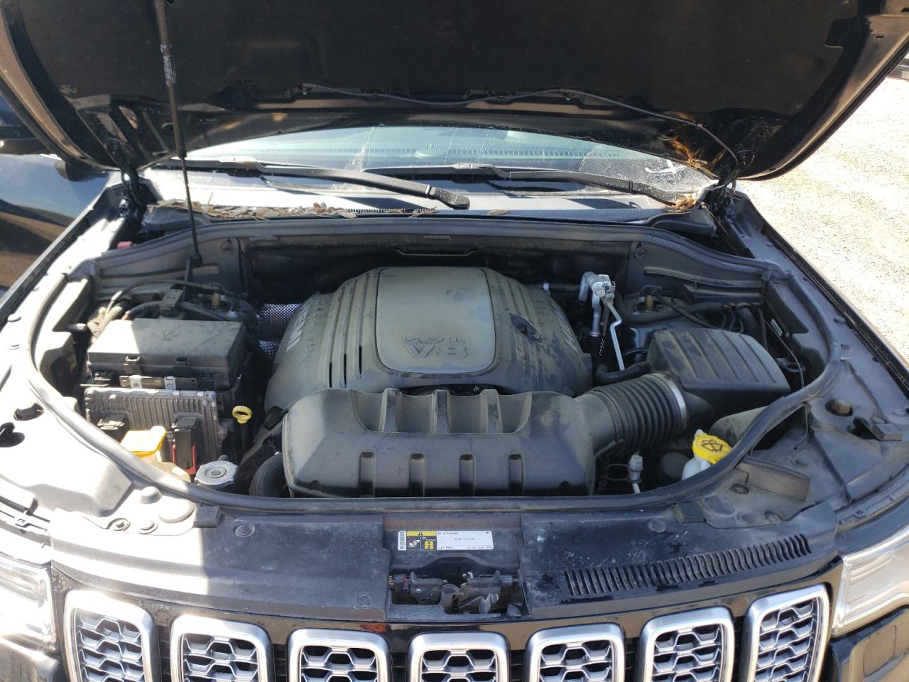 Photo 7 from auction – 2017 JEEP GRAND CHER with VIN 1C4RJFJT8HC900820