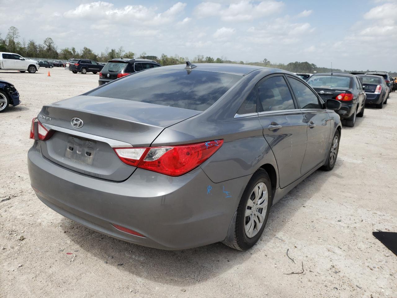 Photo 4 from auction – 2011 HYUNDAI SONATA GLS with VIN 5NPEB4AC8BH166644