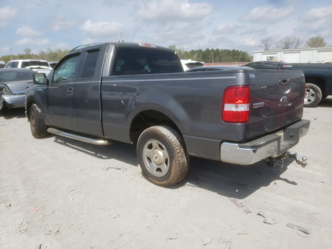 Photo 3 from auction – 2005 FORD F150 with VIN 1FTRX12W25NA16351
