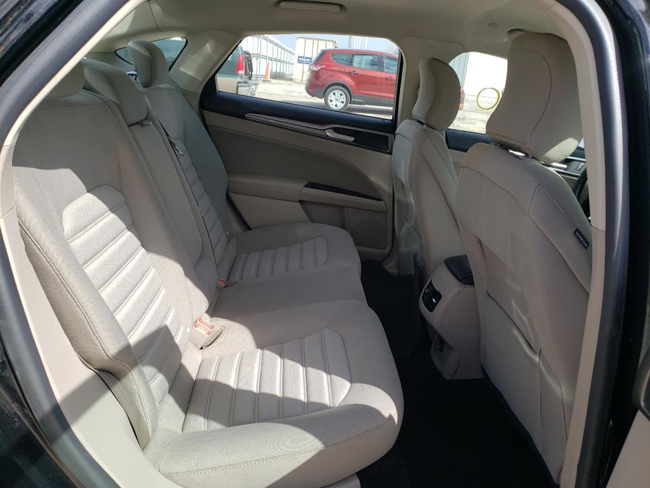 Photo 6 from auction – 2017 FORD FUSION SE with VIN 3FA6P0LU4HR315213