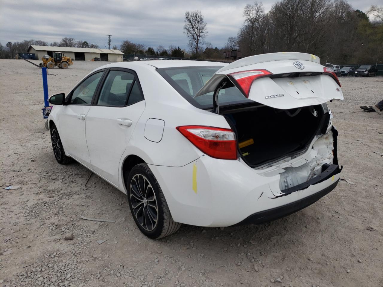Photo 3 from auction – 2016 TOYOTA COROLLA L with VIN 5YFBURHE3GP389573