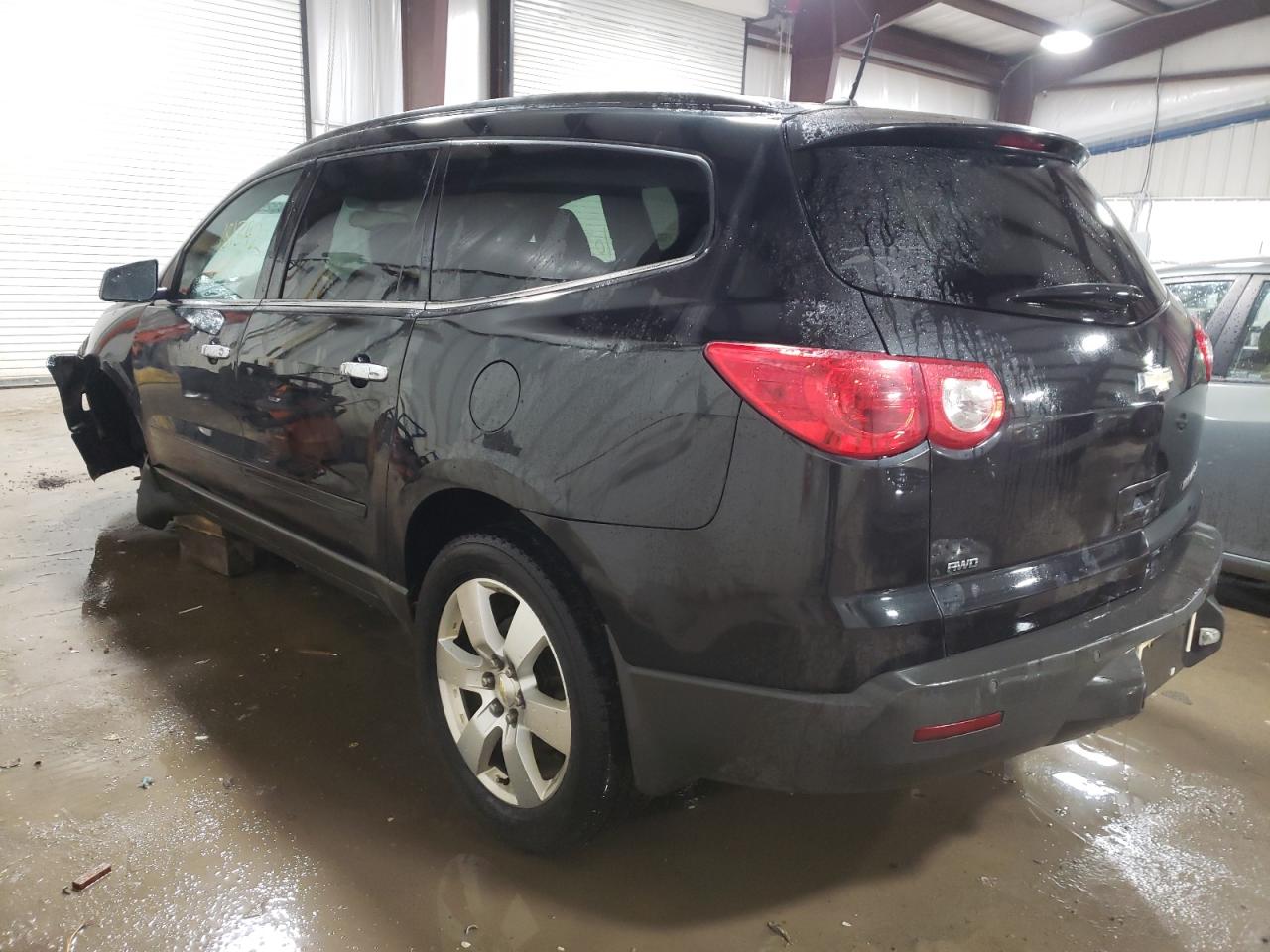 Photo 3 from auction – 2012 CHEVROLET TRAVERSE L with VIN 1GNKVGED6CJ189368