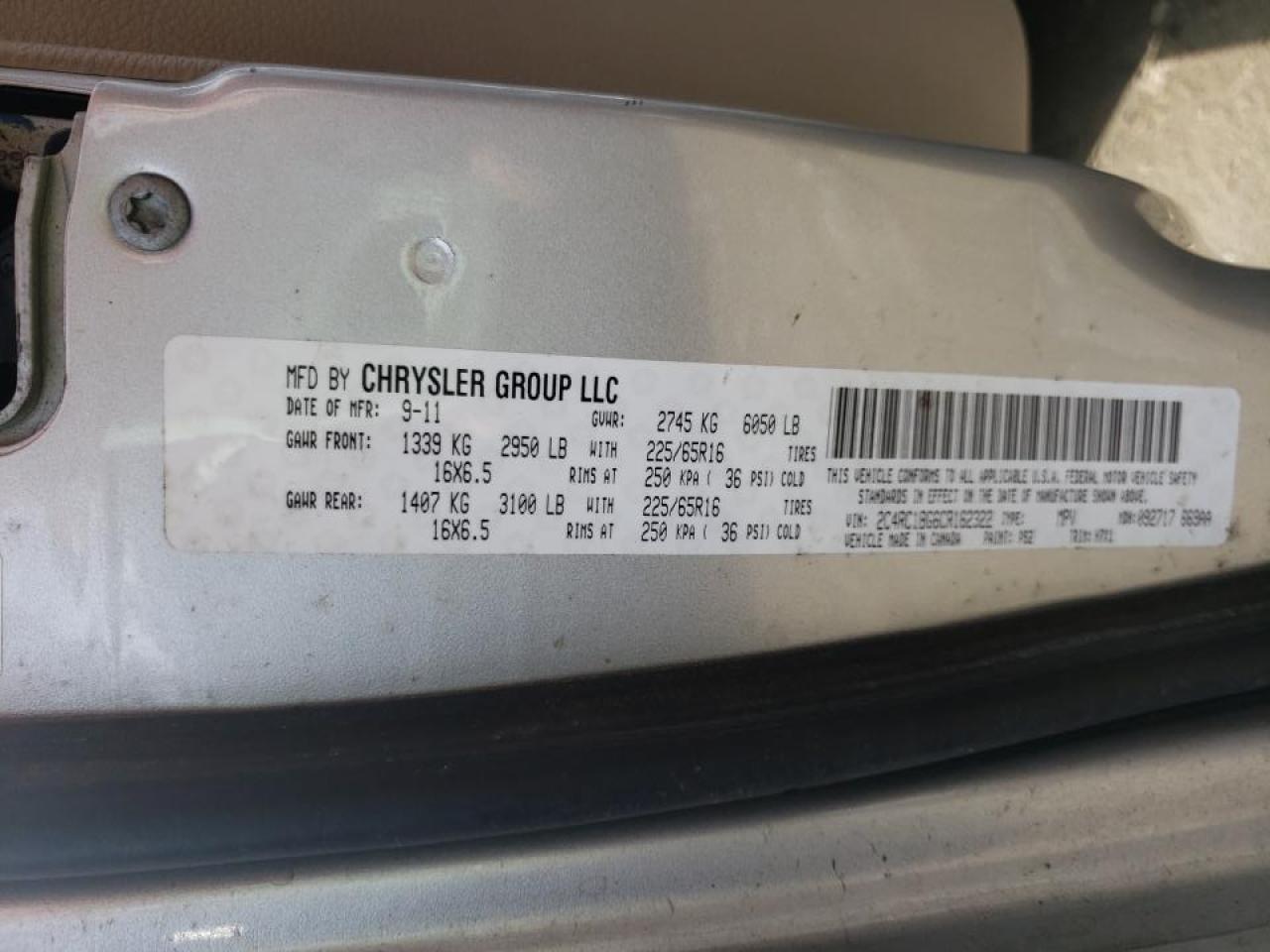 Photo 10 from auction – 2012 CHRYSLER TOWN & COU with VIN 2C4RC1BG6CR162322