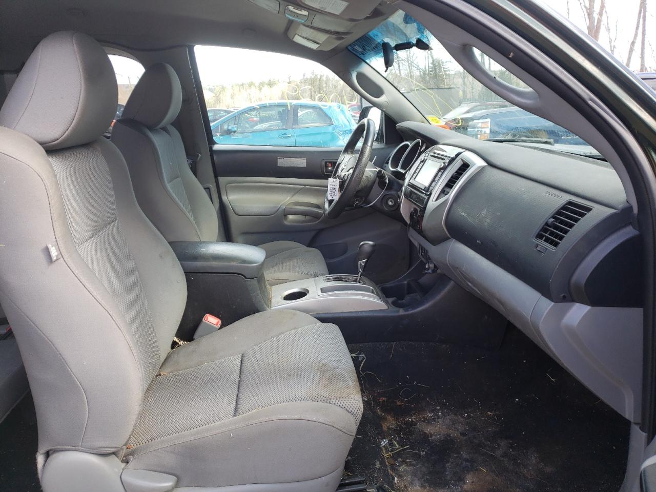 Photo 5 from auction – 2014 TOYOTA TACOMA with VIN 5TFUU4EN3EX104109