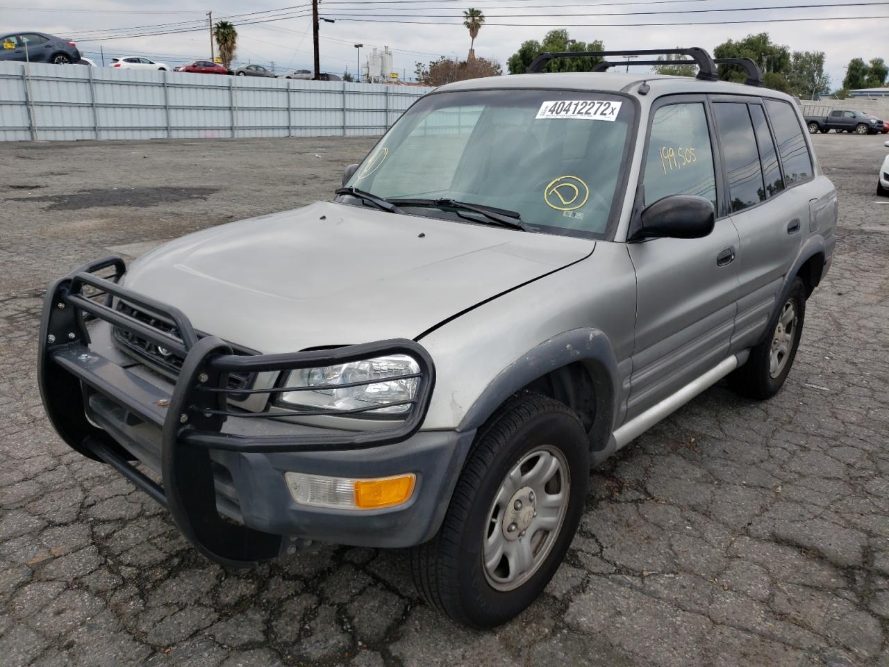 Photo 2 from auction – 1999 TOYOTA RAV4 with VIN JT3HP10V2X0212185