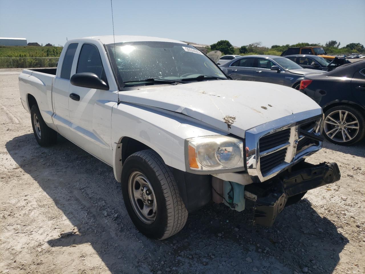 DODGE DAKOTA ST 2005 with VIN 1D7HE22K95S160569 - Photo from auction
