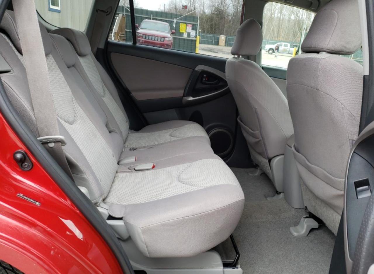 Photo 6 from auction – 2008 TOYOTA RAV4 with VIN JTMBD33V286074518