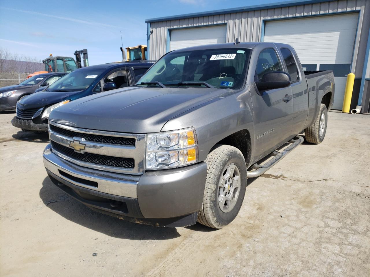 Photo 2 from auction – 2009 CHEVROLET SILVERADO with VIN 1GCEK29J79Z125884