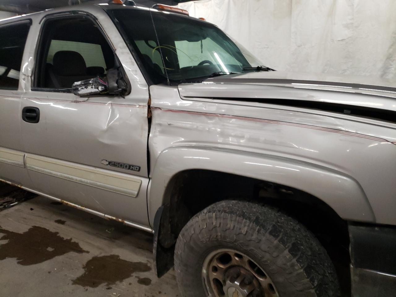 Photo 9 from auction – 2004 CHEVROLET SILVERADO with VIN 1GCHK23U14F178896