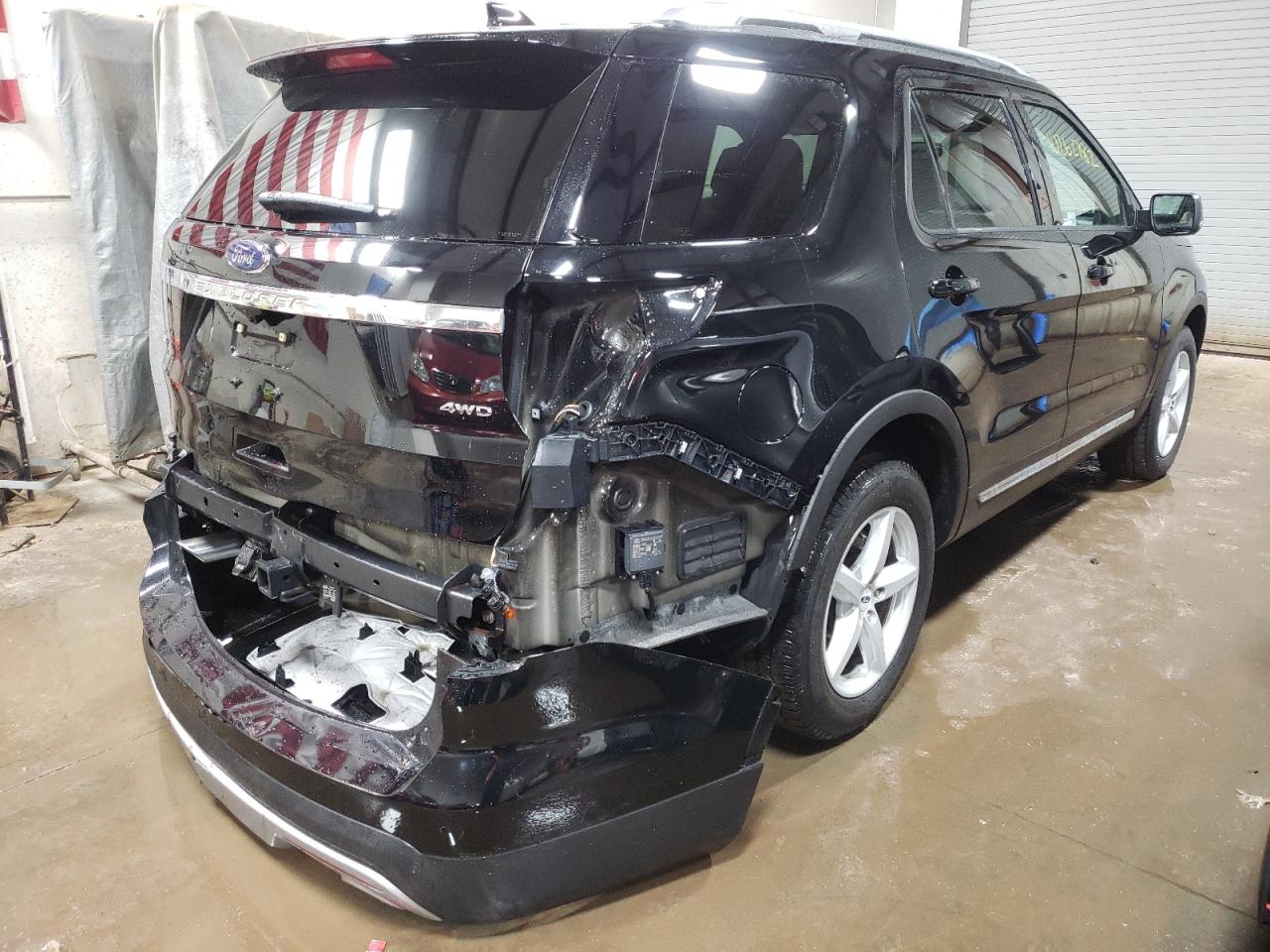 Photo 4 from auction – 2017 FORD EXPLORER X with VIN 1FM5K8D80HGD81216
