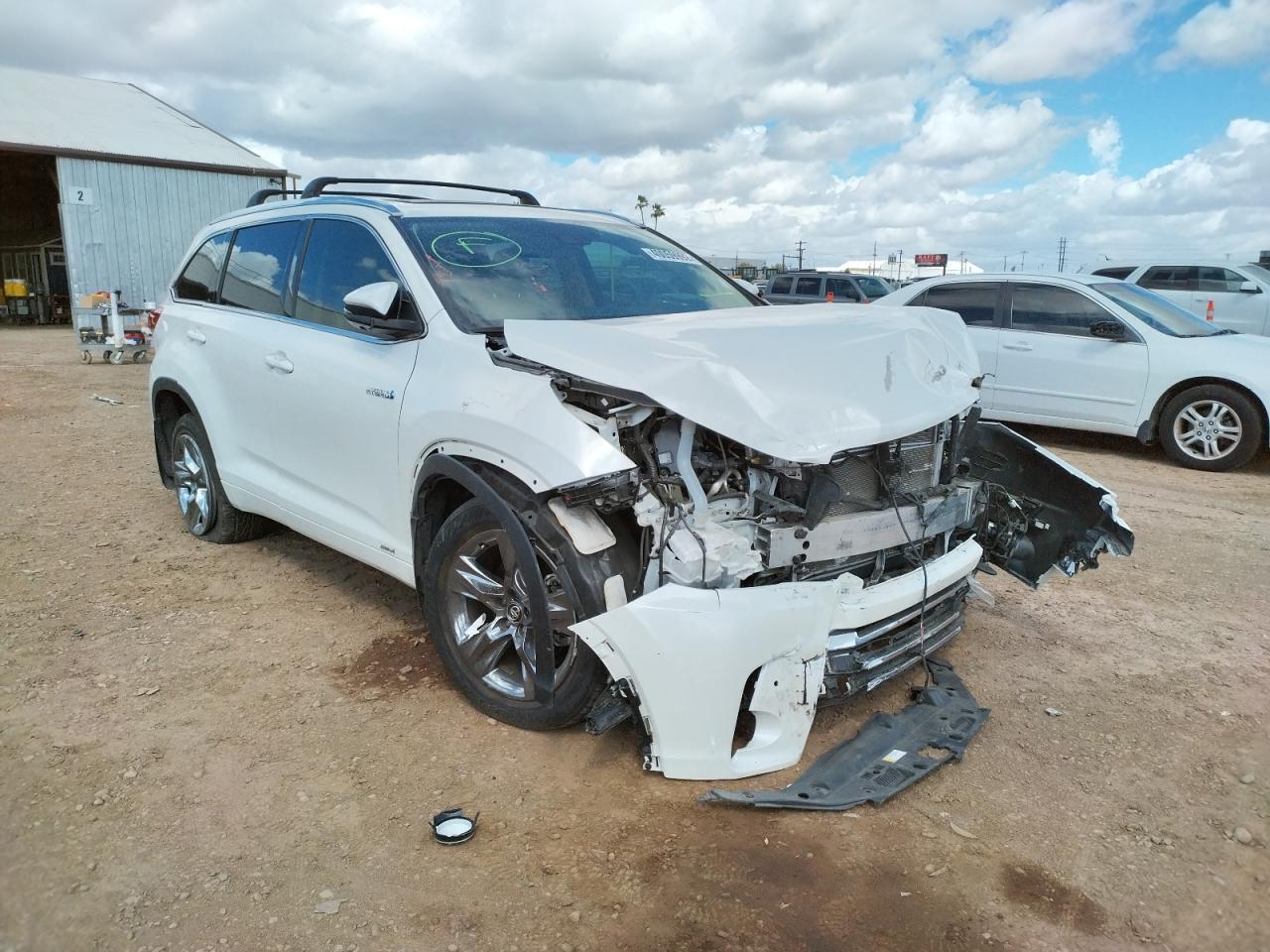 TOYOTA HIGHLANDER 2019 with VIN 5TDDGRFH6KS072786 - Photo from auction