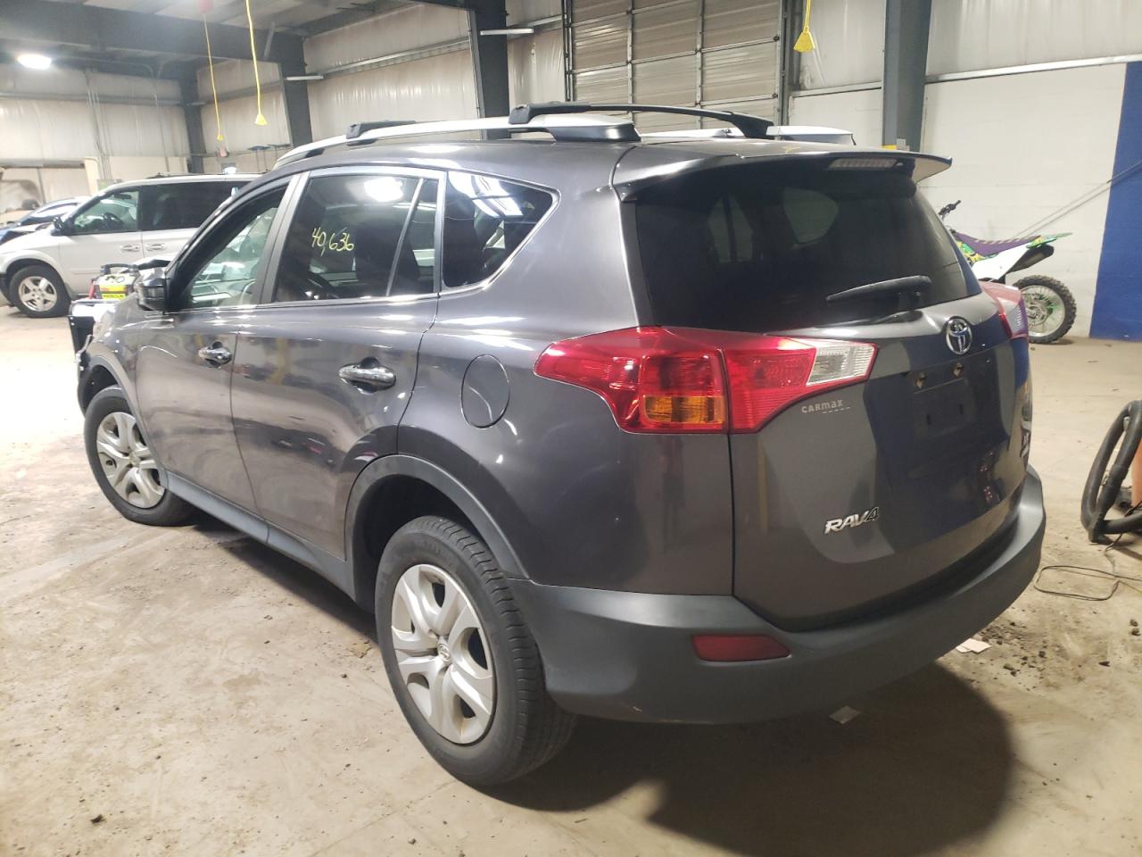 Photo 3 from auction – 2015 TOYOTA RAV4 LE with VIN 2T3BFREV1FW338298