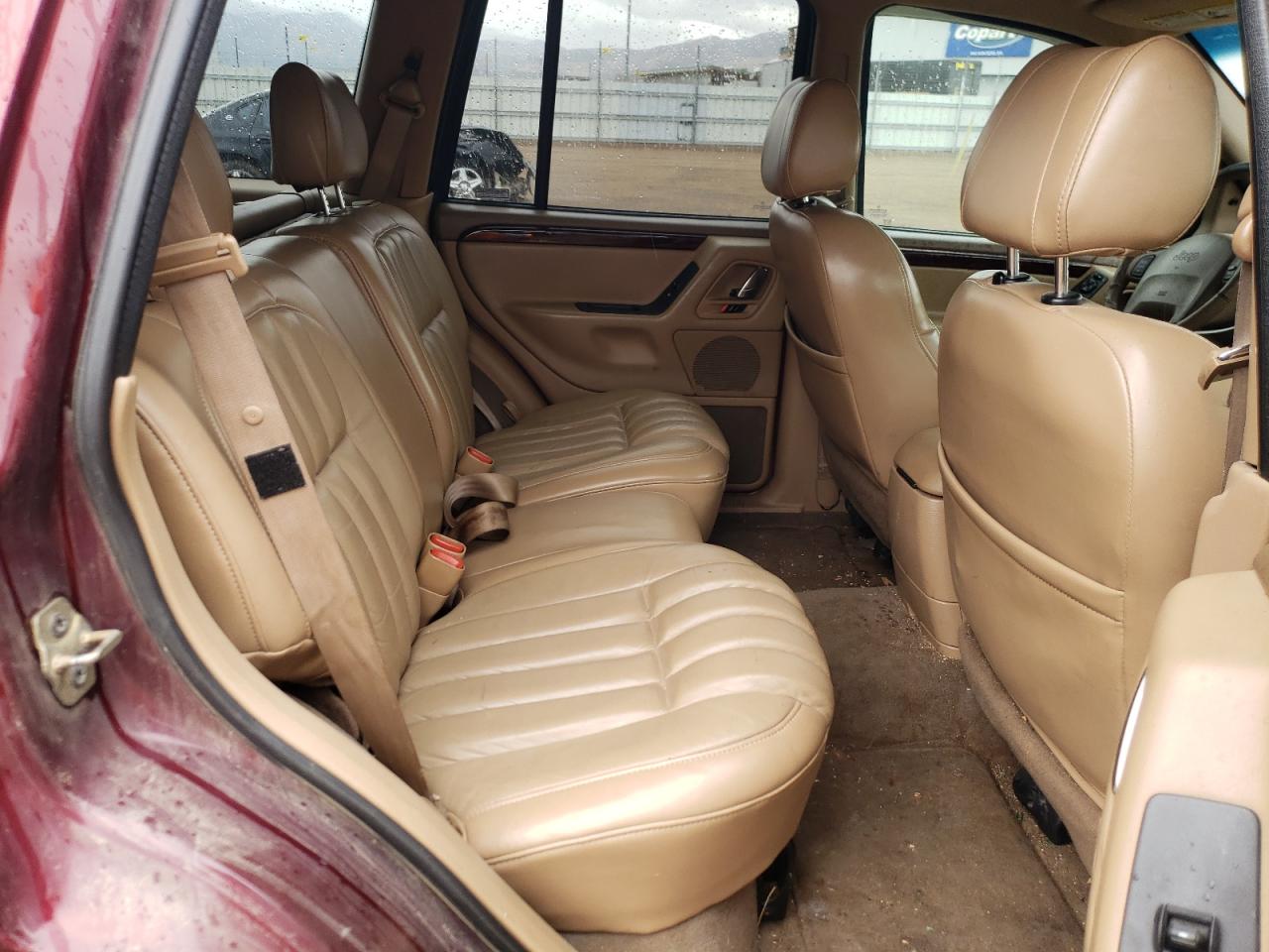 Photo 6 from auction – 2000 JEEP GRAND CHER with VIN 1J4GW58N2YC114256