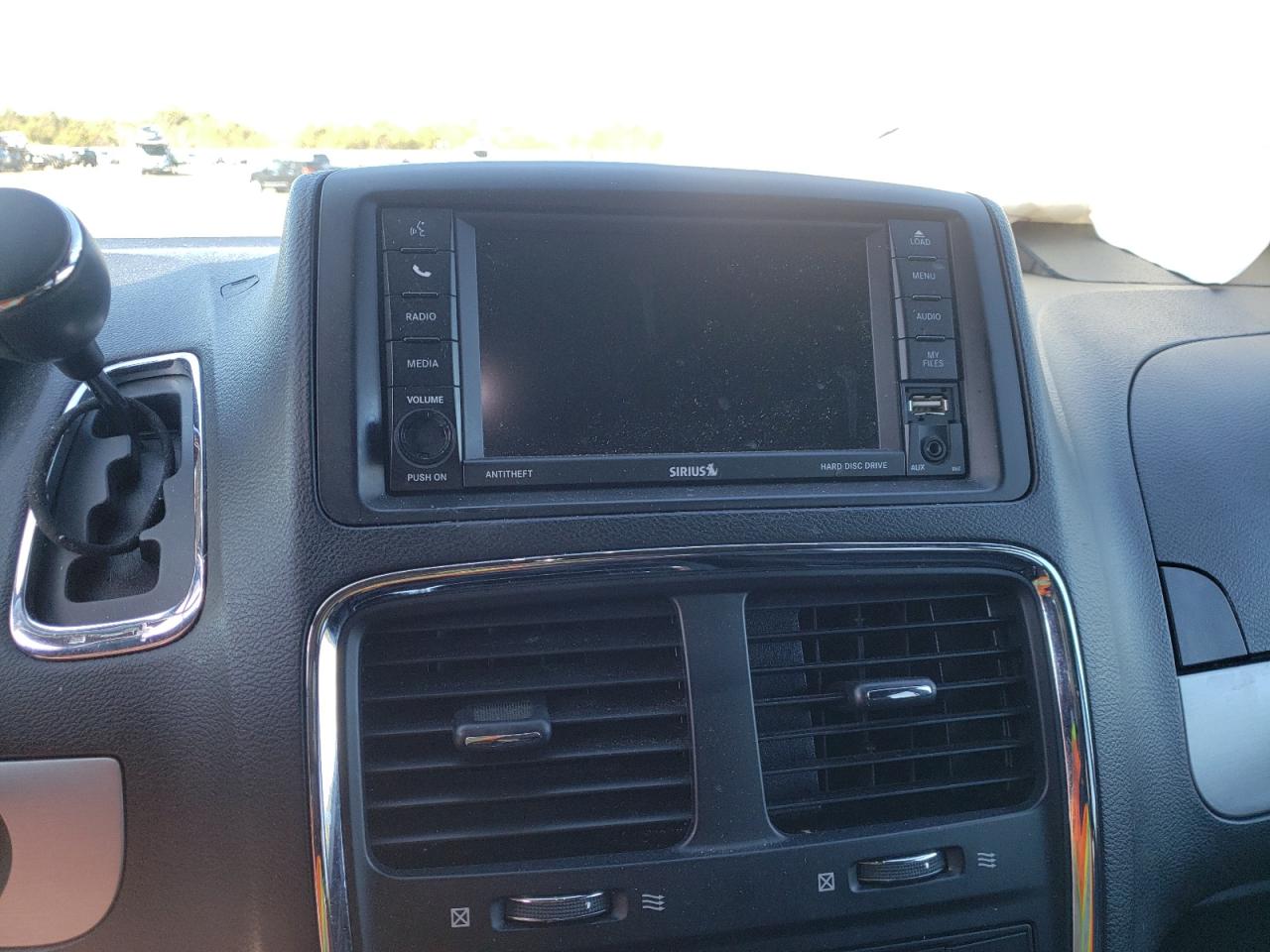 Фото 9 с аукциона – 2016 DODGE GRAND CARA с VIN 2C4RDGEG1GR274379