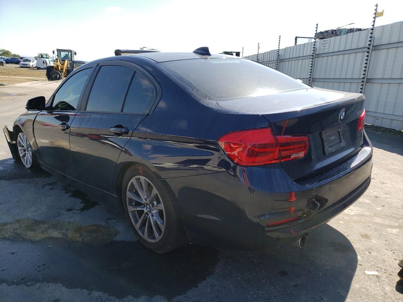 Photo 3 from auction – 2017 BMW 320 I with VIN WBA8A9C35HK620544