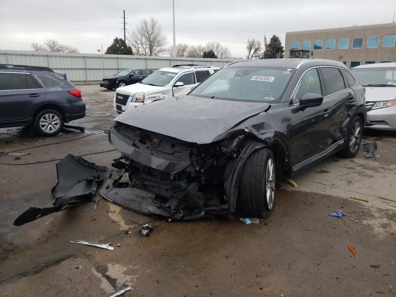 Photo 2 from auction – 2016 MAZDA CX-9 GRAND with VIN JM3TCBDY9G0103872