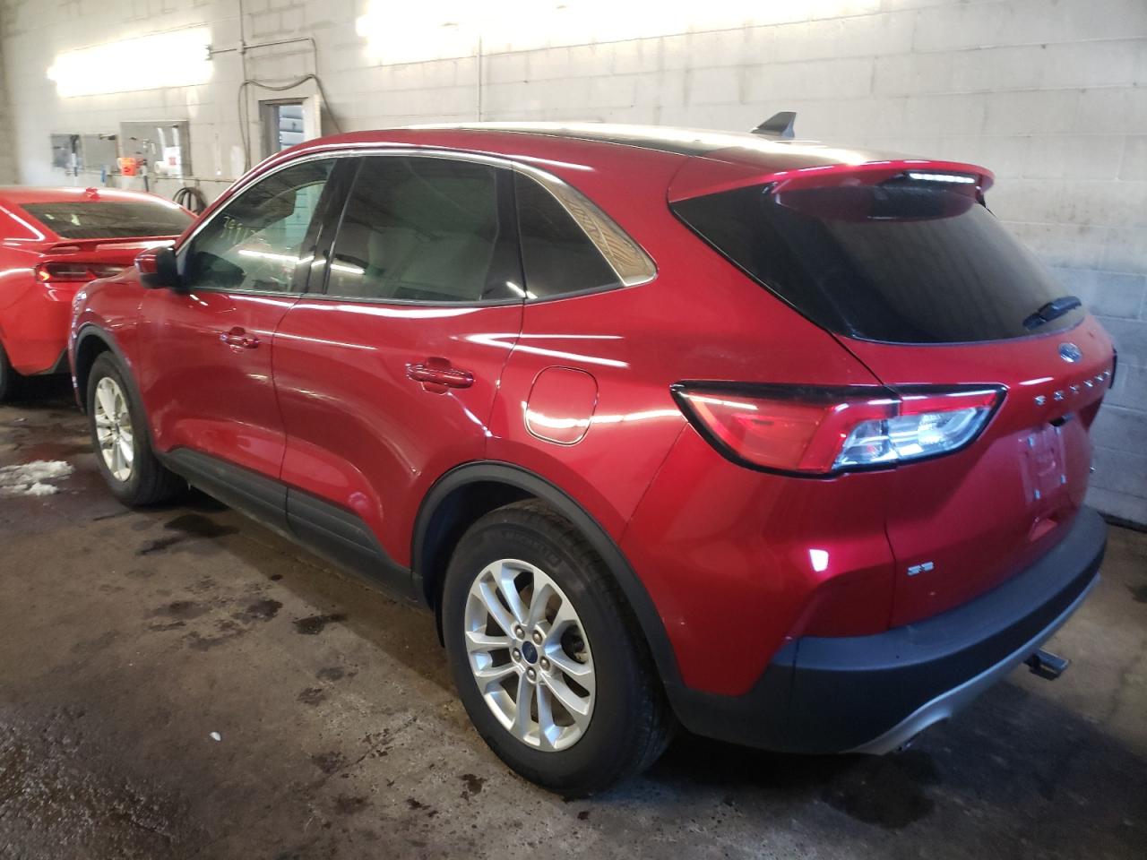 Photo 3 from auction – 2020 FORD ESCAPE SE with VIN 1FMCU0G66LUB94845