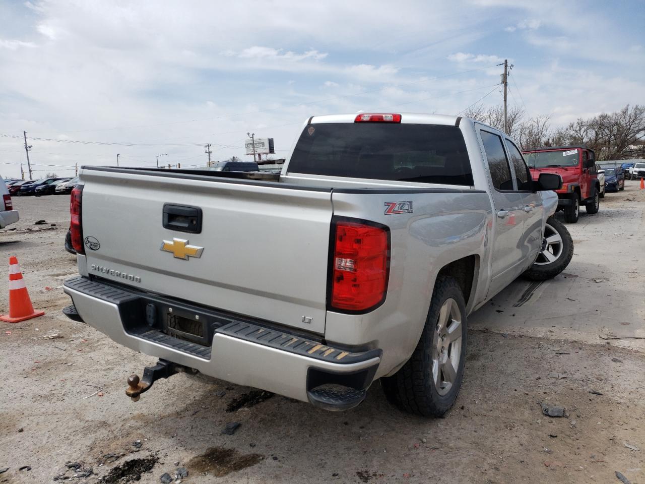 Photo 4 from auction – 2017 CHEVROLET SILVERADO with VIN 3GCUKREC5HG218820