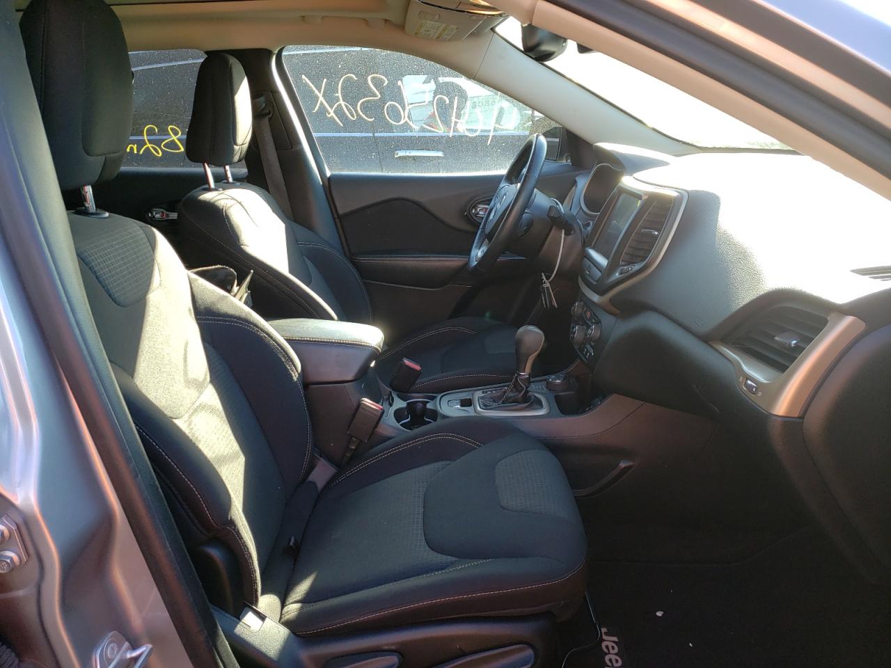 Photo 5 from auction – 2015 JEEP CHEROKEE L with VIN 1C4PJMCS8FW776155