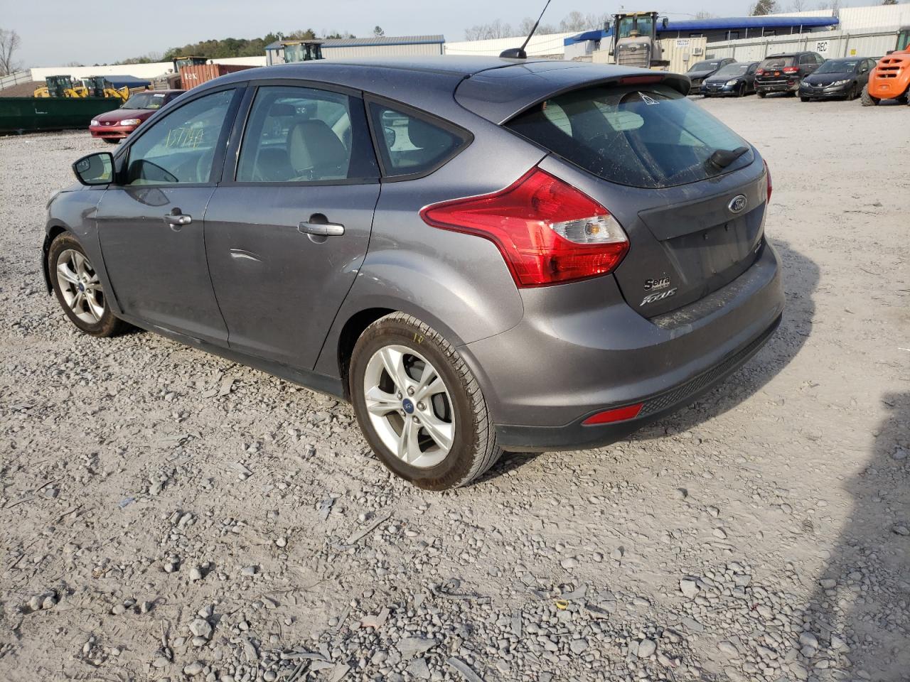 Photo 3 from auction – 2014 FORD FOCUS SE with VIN 1FADP3K27EL159431
