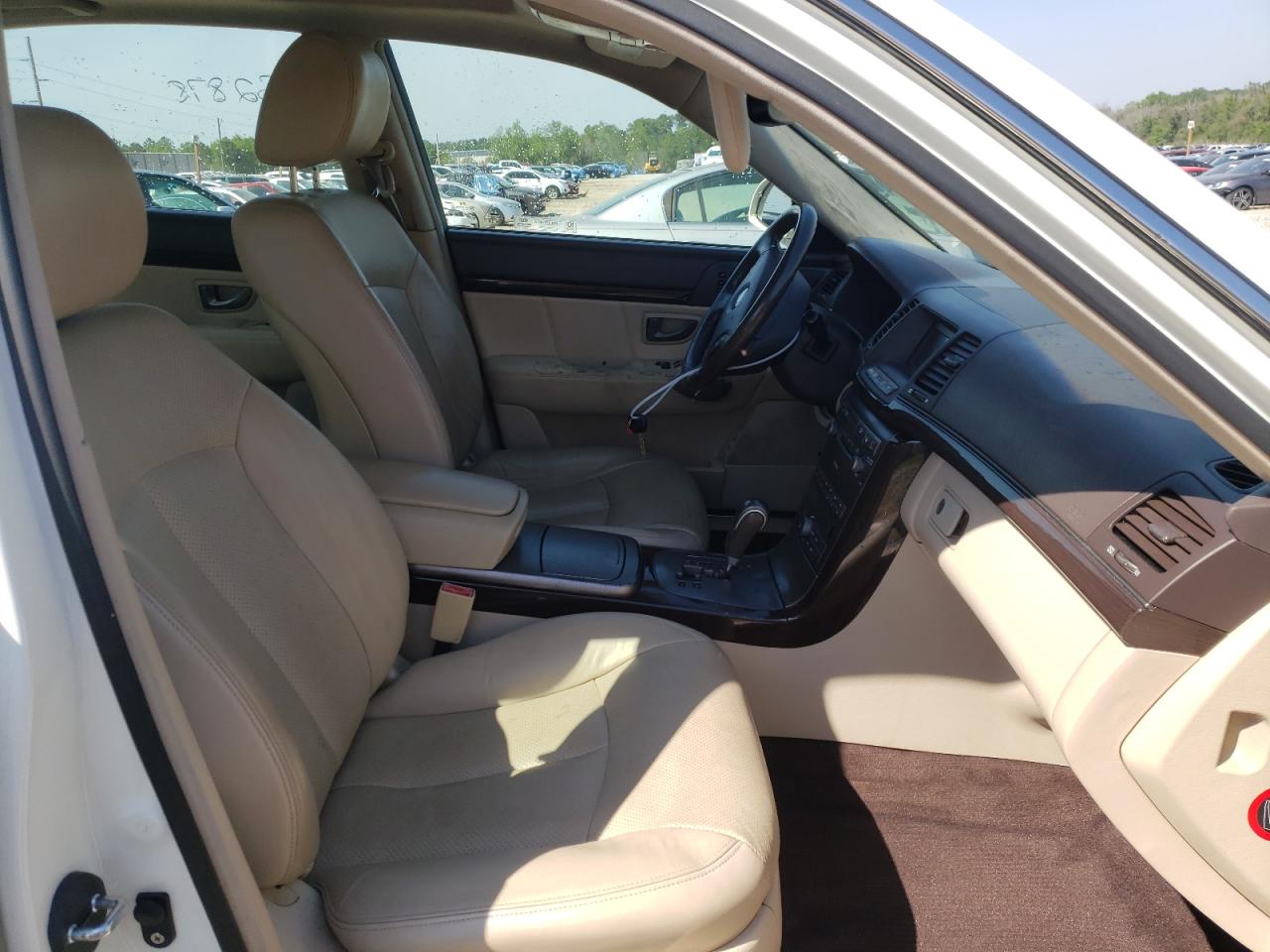 Photo 5 from auction – 2008 KIA AMANTI with VIN KNALD125385164256