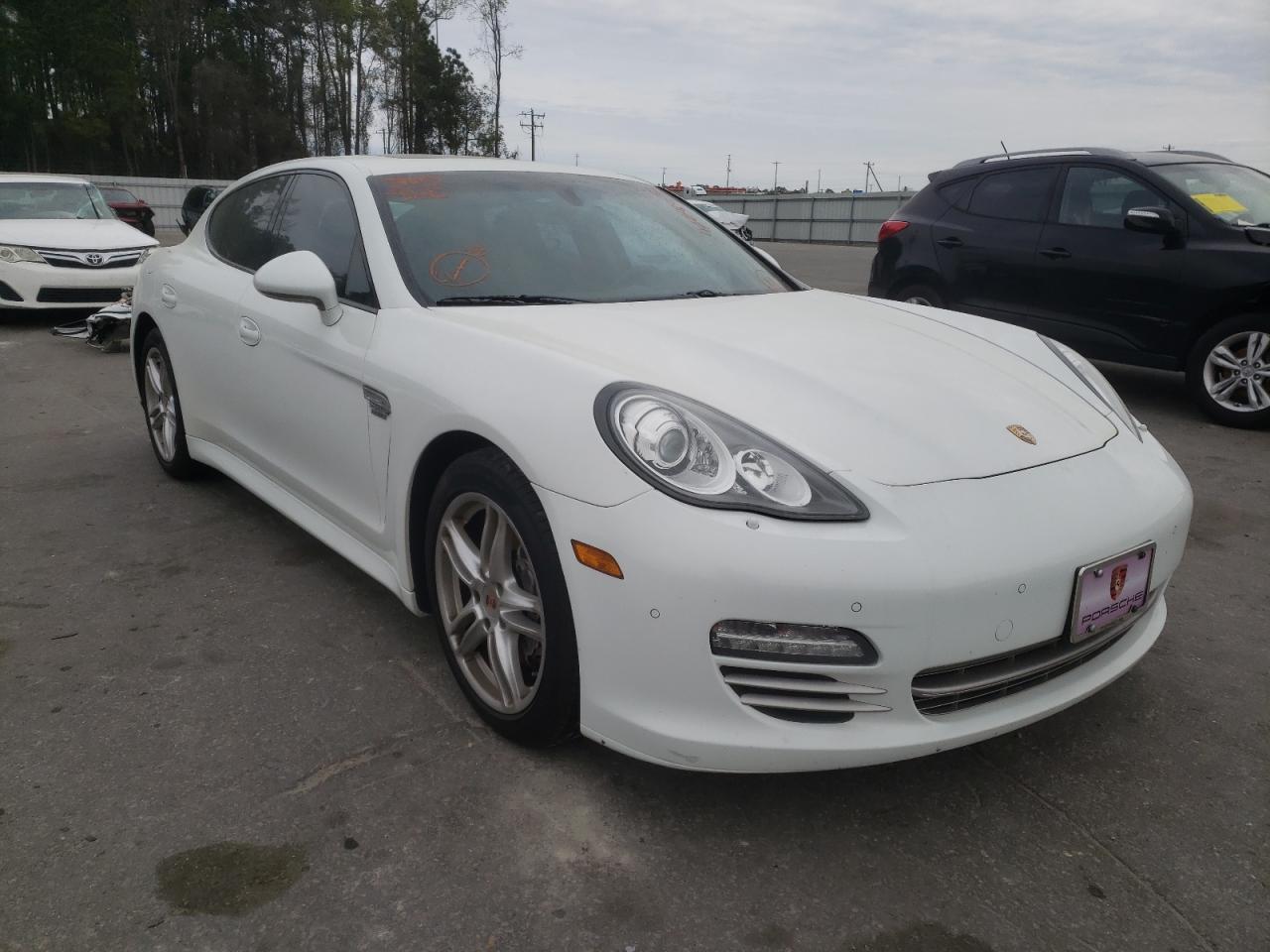 PORSCHE PANAMERA B 2013 with VIN WP0AA2A73DL015573 - Photo from auction