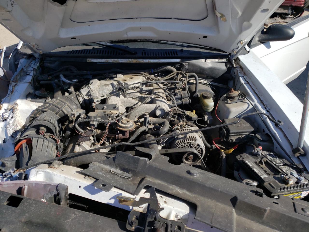 Photo 7 from auction – 2002 FORD MUSTANG with VIN 1FAFP40432F218309