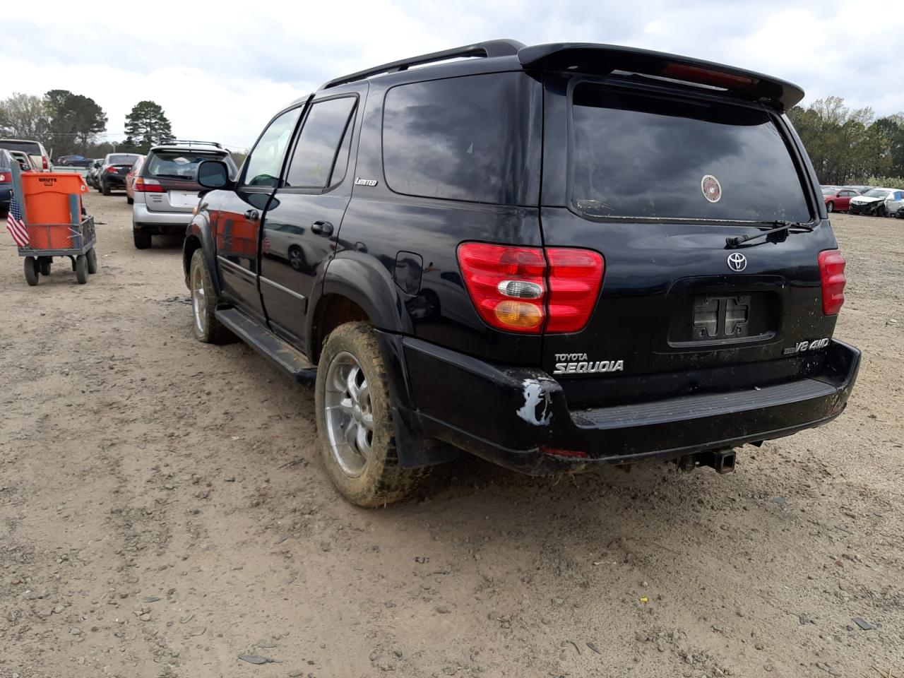 Photo 3 from auction – 2004 TOYOTA SEQUOIA LI with VIN 5TDBT48A14S207049