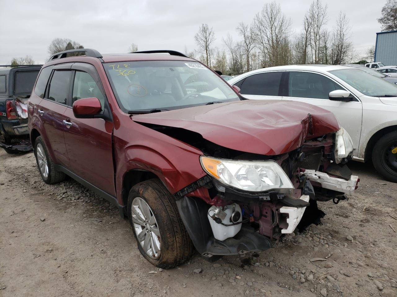 SUBARU FORESTER 2 2012 with VIN JF2SHADCXCH400165 - Photo from auction