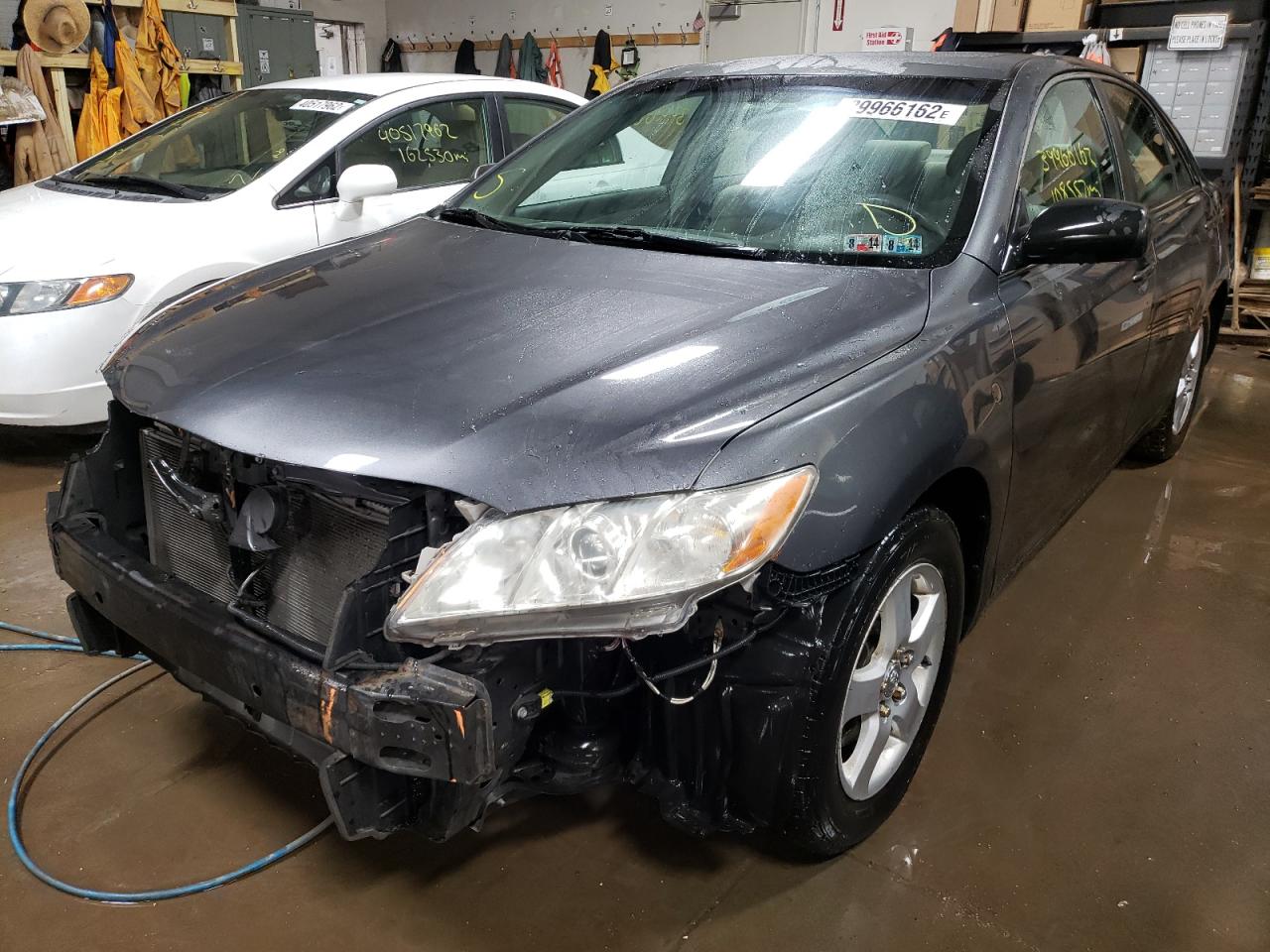 Photo 2 from auction – 2007 TOYOTA CAMRY CE with VIN 4T1BE46K77U575916
