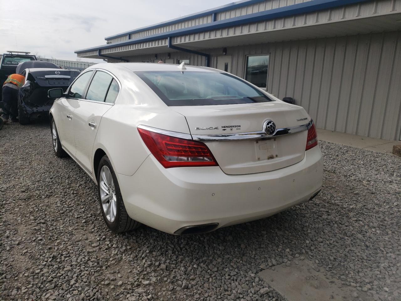 Photo 3 from auction – 2014 BUICK LACROSSE with VIN 1G4GB5G37EF190952