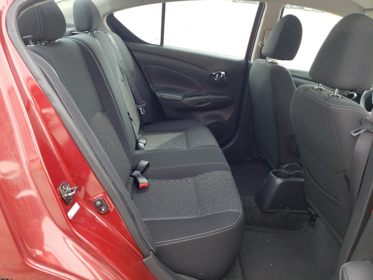 Photo 6 from auction – 2017 NISSAN VERSA with VIN 3N1CN7AP7HL801710