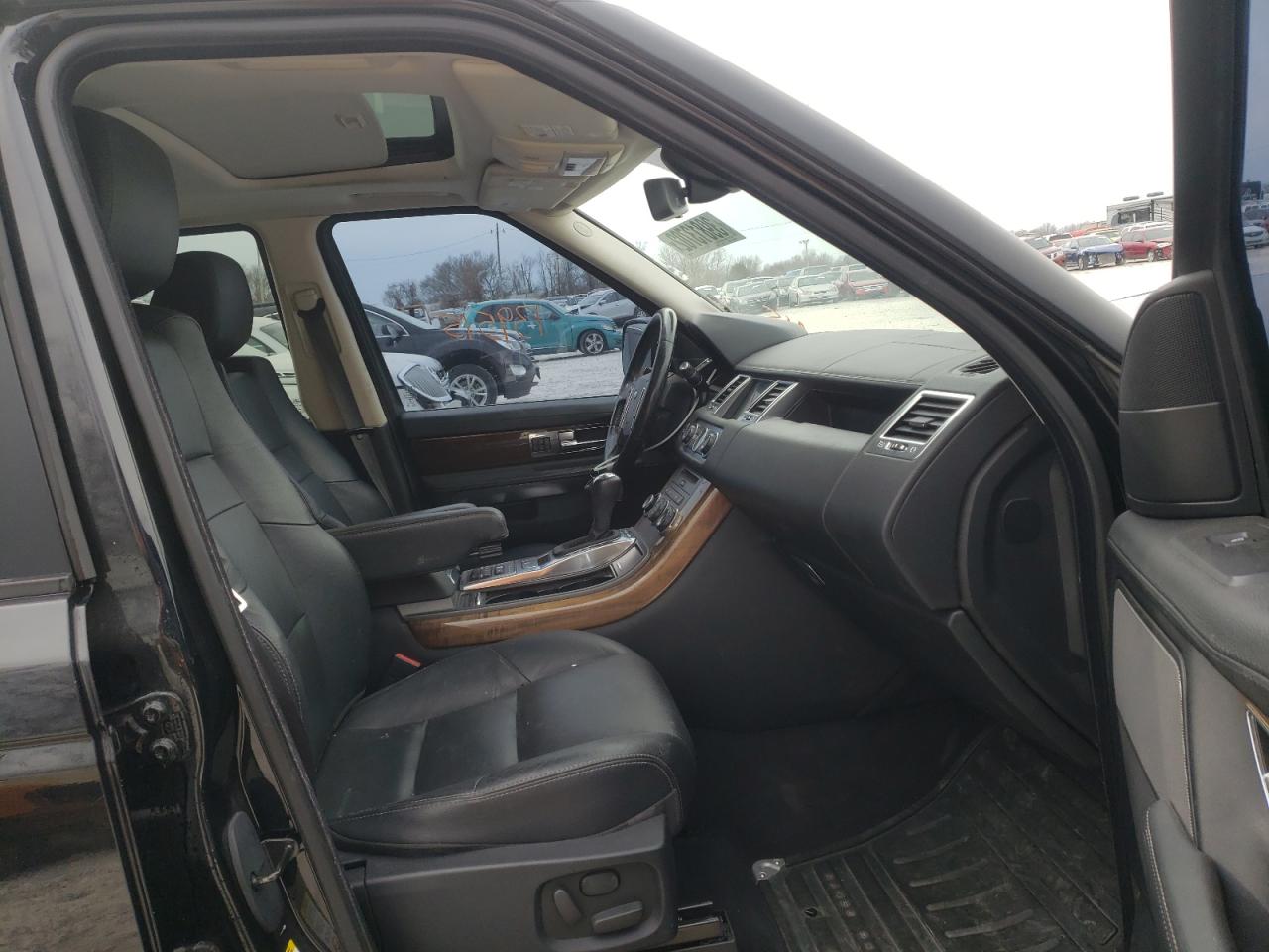 Photo 5 from auction – 2013 LAND ROVER RANGE ROVE with VIN SALSF2D45DA800835