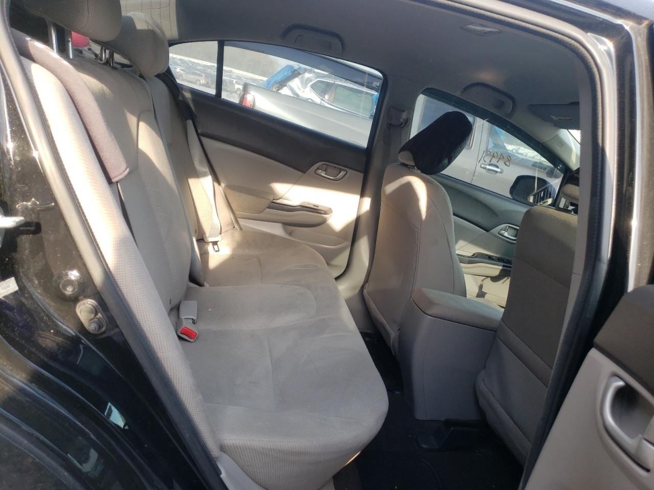 Photo 6 from auction – 2012 HONDA CIVIC with VIN 19XFB2F5XCE075240